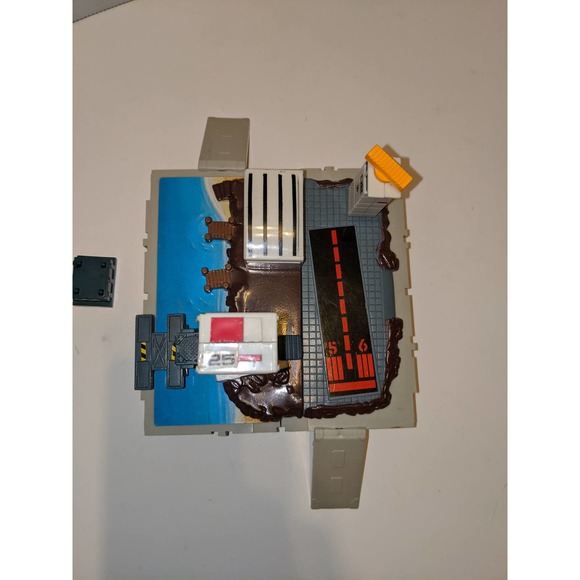 Vintage 1987 Galoob Micro Machines Travel Marina Air Base Military Jets Imperial - Picture 6 of 16